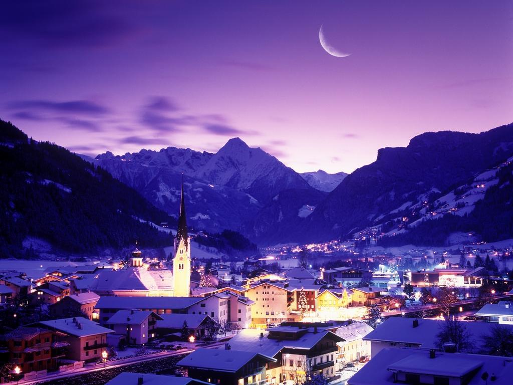 Pension Kreuzjoch ツェル・アム・ツィラー エクステリア 写真