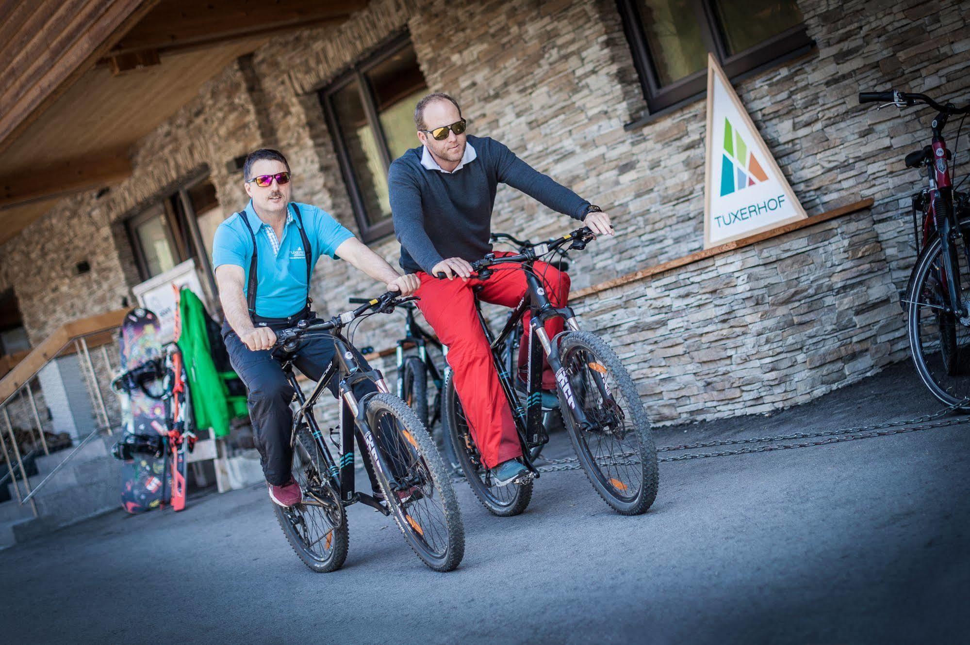 Pension Kreuzjoch ツェル・アム・ツィラー エクステリア 写真